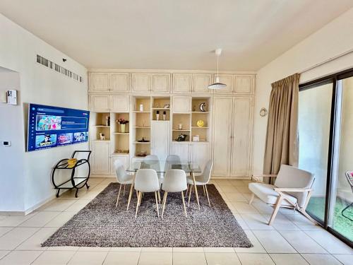 Charming spacious studio apartment in the heart of JBR By SWEET HOMES, Dubaj (zdjęcie 7)
