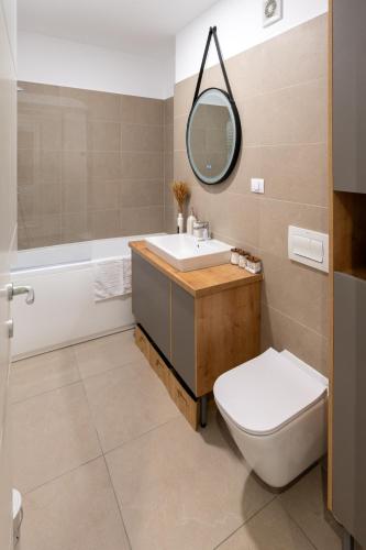 Mountain and City View with Underground Parking Mountain and City View with Underground Parking