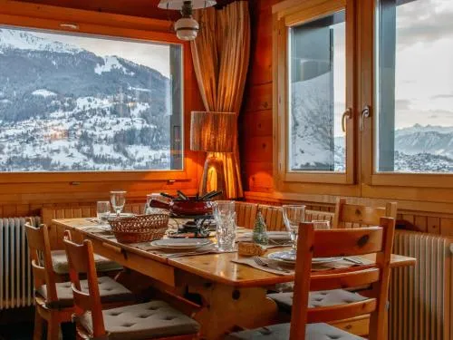 Chalet Crettamour by Interhome in Veysonnaz, Schweiz