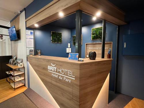 로비, Brit Hotel du Parc Niort Centre-Parking gratuit in 니오르
