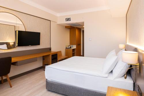 Double Room image 8