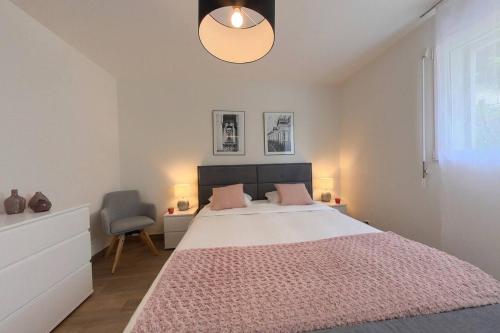 Charming & Bright Ground Floor 1-Bedroom Apartment - Lausanne CDC31-101, Losanna (foto 7)
