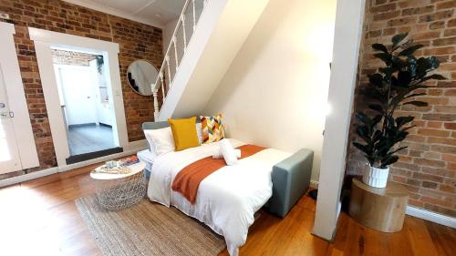 Serenity home in the heart of city in Glebe