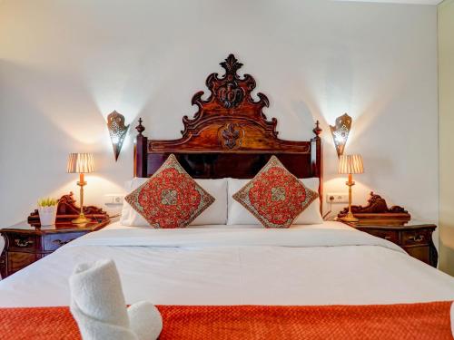 One-Bedroom Apartment image 4