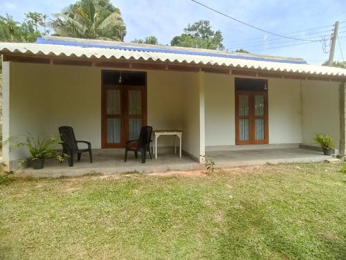 Double Room with Balcony image 6