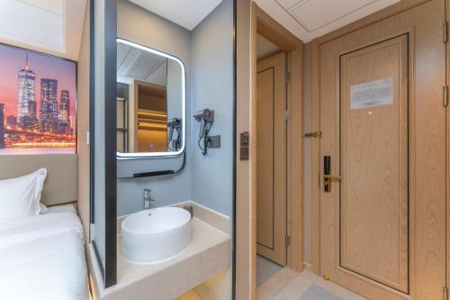 Shanghai Manhua Hotel-Provides free shuttle service to Disneyland, Shanghai (foto 9)