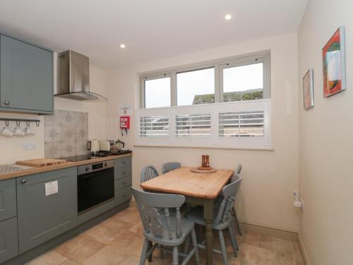 Buitenkant, Dutch 2 in Broughton Poggs