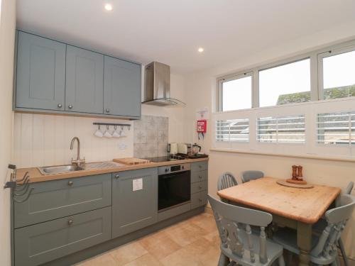 Buitenkant, Dutch 2 in Broughton Poggs