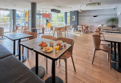 Ресторан, B&B HOTEL Ouistreham in Ouistreham