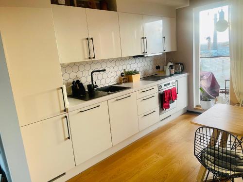 Seaview Noblessner harbour apartment, 8 min to downtown, Tallinn (photo 5)