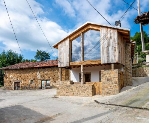 Viesnīcas āriene, Benaki90 in Rioseco