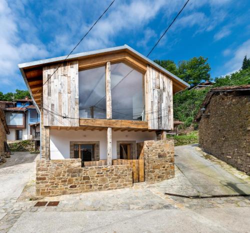 Viesnīcas āriene, Benaki90 in Rioseco