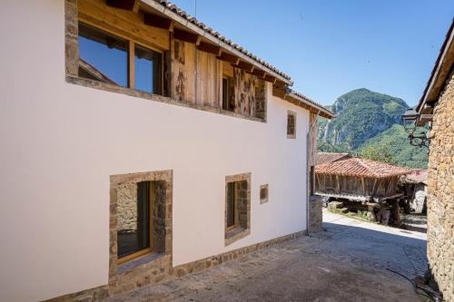 Viesnīcas āriene, Benaki90 in Rioseco