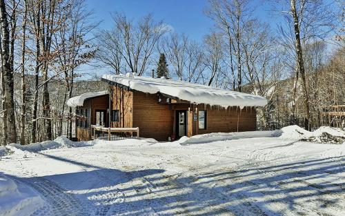 76.5 Chemin de la Perdrix in Stoneham (QC)