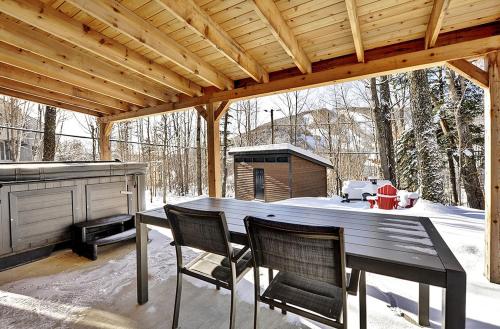 76.5 Chemin de la Perdrix in Stoneham (QC)