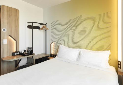 B&B Hôtel Massy Gare TGV - image 8