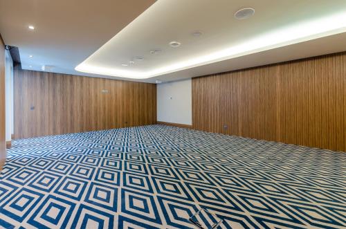 TURIM Lisboa Hotel - image 11