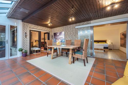 Ferienhaus Timm in เมลดอร์ฟ