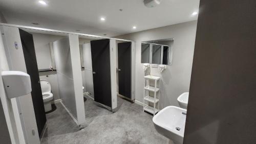 Bathroom, Just Sleep Hostel Edinburgh in Leith
