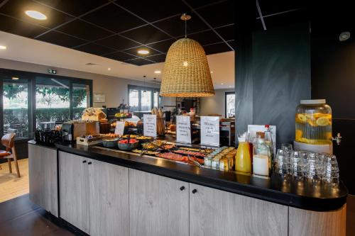 Food and beverages, Campanile NATURE - Toulouse Nord L'Union in L'Union