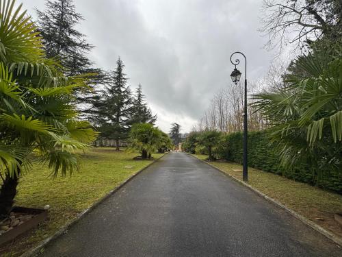 Gîte 2 à 5 personnes, spa, sauna, piscine chauffée, parking gratuit Gîte 2 à 5 personnes, spa, sauna, piscine chauffée, parking gratuit