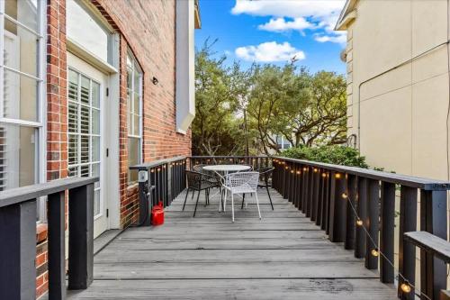 Private 3-Story Home - Near Med Center - Museums near Buffalo Bayou Park