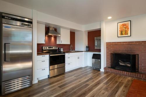 Town House Lodge - image 6