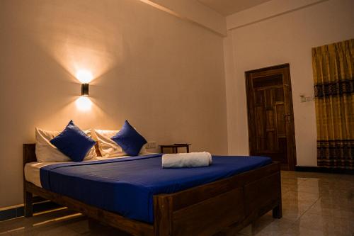 Standard Double Room with Fan image 2