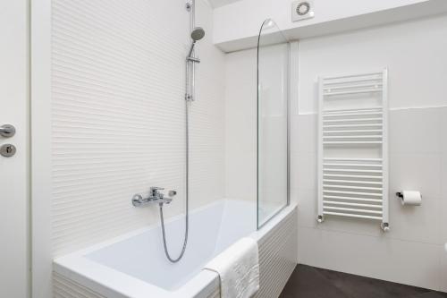 V-Home nel Centro del Quadrilatero con 2 Camere da Letto, Turin (photo 11)