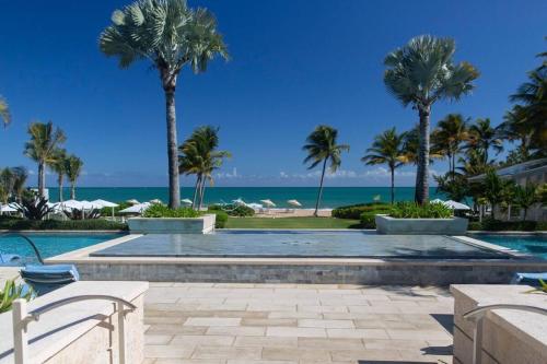 Just a few minutes walking to the Beach Club in เบกา อัลตา