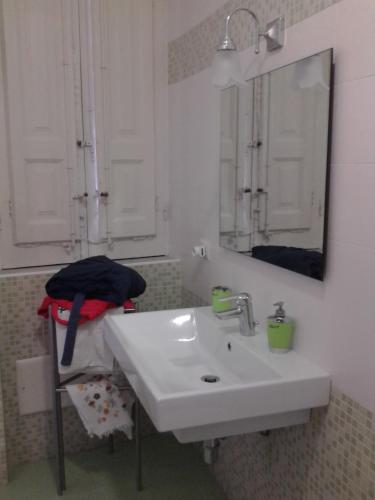 Bathroom, La Casa Di Ermelinda in Reggio Calabria
