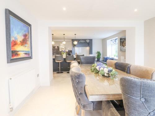 المنظر الخارجي, Aelfor in هارليش