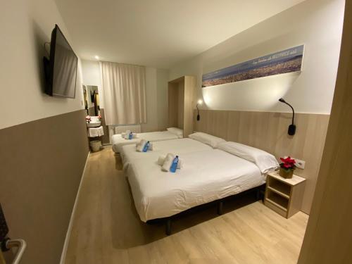 Hostal Conde Güell - image 10