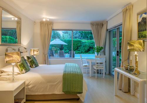 Taronga Villa – Constantia, TX