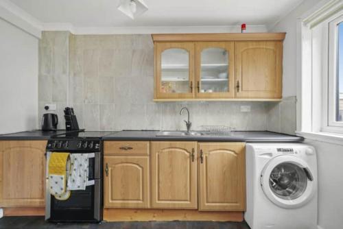 BridgeCity Hidden Gem in the heart of Falkirk Roughland house Stirlingshire in Airth