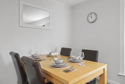 BridgeCity Hidden Gem in the heart of Falkirk Roughland house Stirlingshire in Airth