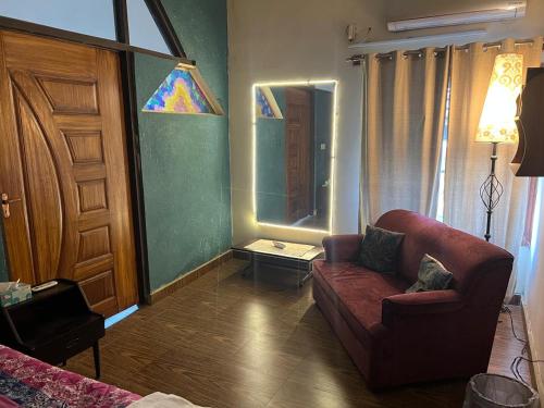 Rooms In Central Rawalpindi in Rawalpindi