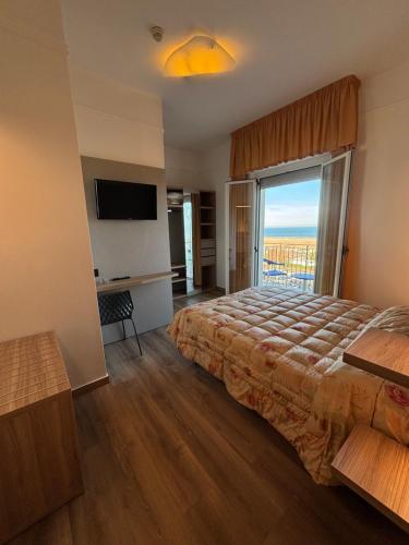 Hotel Cobalto - image 13