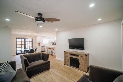 Charming Retreat w Game Room and Private Backyard Charming Retreat w Game Room and Private Backyard