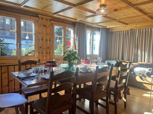 Cozy Room in Cozy Shared Flat - Prime Zermatt Location, Zermatt (photo 3)