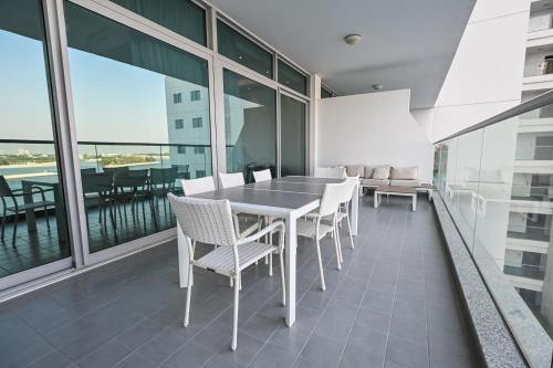 A beachfront sanctuary on the iconic Palm Jumeirah - image 12