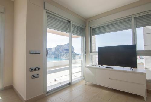 2 bedrooms, 4 beds