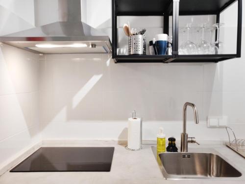 The Gallery Carnide - 2BR home near Estadio do Sport Lisboa e Benfica