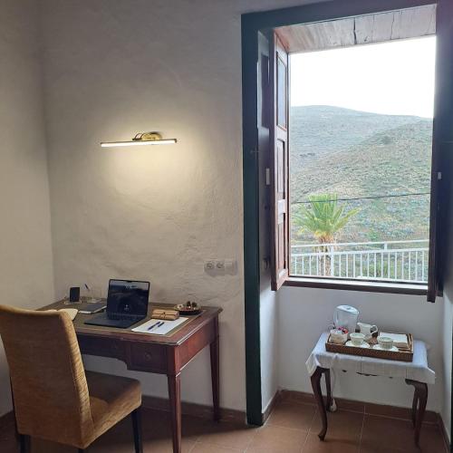 DRAGO 100, quiet and friendly, Telde (foto 9)