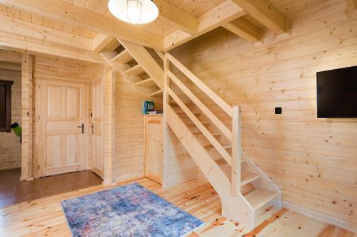 Domek w ciszy i zieleni w górach w Łopusznej, przyjmujemy psy bezpłatnie, ogrodzona działka (Domek w ciszy i zieleni w gorach w Lopusznej, przyjmujemy psy bezplatnie, ogrodzona dzialka) in Lopuszna