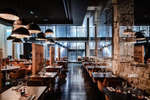 Restaurant, InterContinental Marseille - Hotel Dieu By IHG in Marseille