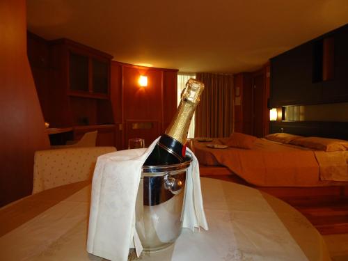 Suite, superior