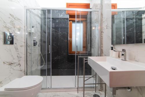 Seaview, Mountains & Relax with TWO Private Pools - Rifugio Dorotea, Салерно (фото 9)