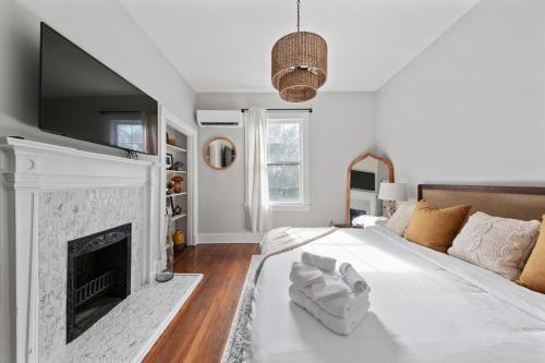 Heritage Suite - Great Location - Free Parking, Macon