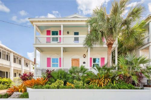 Southernmost View -Pool & Water Views